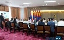 Электрон тамхи өсвөр насныхны тархины хөгжлийг сааруулж, сэтгэл түгшилтэй болгодог