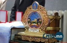 Татвар төлж, технологи нэвтрүүлэн малыг эрчимжүүлсэн бол улсын аварга малчин болно 