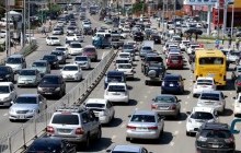 AI-гаас айсан жолооч нар түргэний тэргийг үл тоож байна 