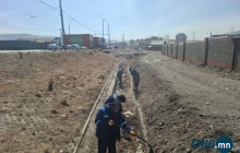 Үерийн хамгаалалтын далан, сувгийн цэвэрлэгээг тогтмол хийж байна