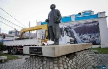 Төр, нийгмийн нэрт зүтгэлтэн С.Зоригийн хөшөөг буцаан байрлууллаа