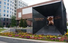 Хэлмэгдэгчдийн хөшөөг 30 мянган хүний дурсгалд зориулж босгосон