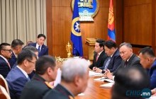 Ерөнхийлөгч У.Хүрэлсүх Засгийн газрын гишүүд, үндэсний аюулгүй байдлыг хангах чиг үүрэг бүхий байгууллагуудын удирдлагатай уулзлаа