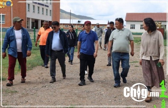 ЗАВХАН АЙМГИЙН ЗАСАГ ДАРГА Г. ӨНӨРБАЯР ИХ-УУЛ СУМЫН БҮТЭЭН БАЙГУУЛАЛТЫН АЖИЛТАЙ ТАНИЛЦЛАА