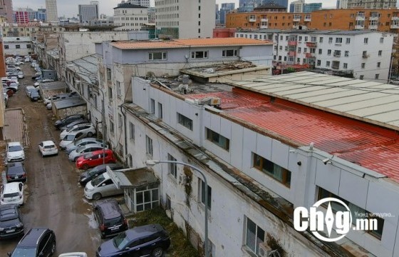 Урт цагааны барилгыг буулгаж, цэцэрлэгт хүрээлэн байгуулахыг дэмжлээ