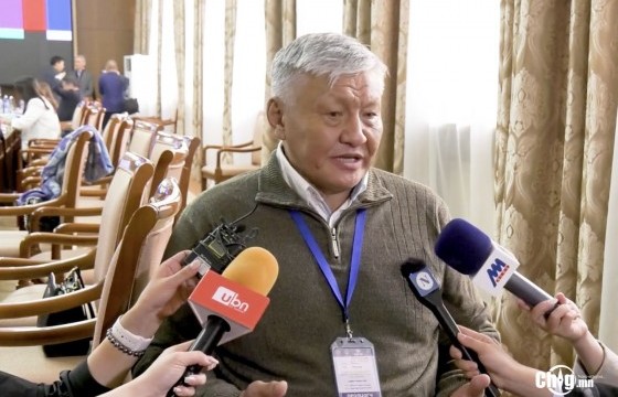 Я.Авирмэд: Налуу замыг залуу хүн явахад ч бэрхшээлтэй байхуйц огцом, стандарт хангаагүй, нэр төдийхөн хийж байна