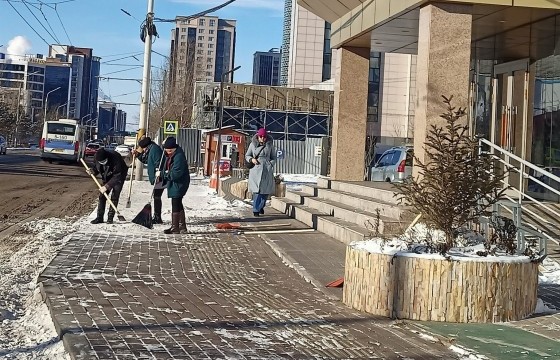 3804 аж ахуйн нэгж, байгууллага орчныхоо 50 метр талбайн цас мөсийг цэвэрлэсэн байна
