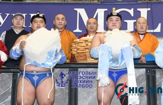 Аймаг, цэргийн цолтны барилдаанд Э.Мөнхжаргал арслан түрүүллээ