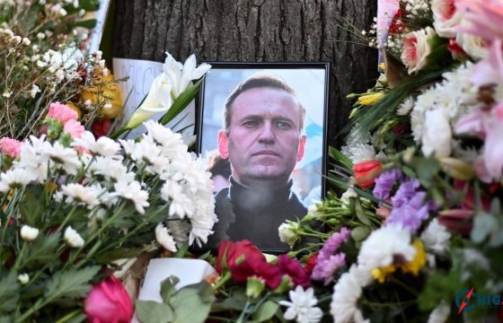 Навальныйн ээж Путинээс хүүгийнхээ шарилыг нэхэв