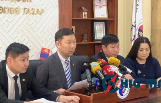 Б.Билгүүн: Монголын гурил үйлдвэрлэгчид үгсэн хуйвалдаж, төрийн бус байгууллагаараа дамжин үнээ тохирдог
