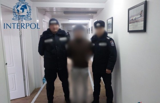2017 онд хүчиндэх гэмт хэрэгт холбогдон шалгагдаж байхдаа гадаад руу оргон зайлсан иргэнийг албадан авчирлаа
