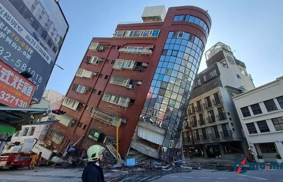 Тайванийн газар хөдлөлтөд есөн хүний амь үрэгдэж, 900 гаруй хүн бэртжээ