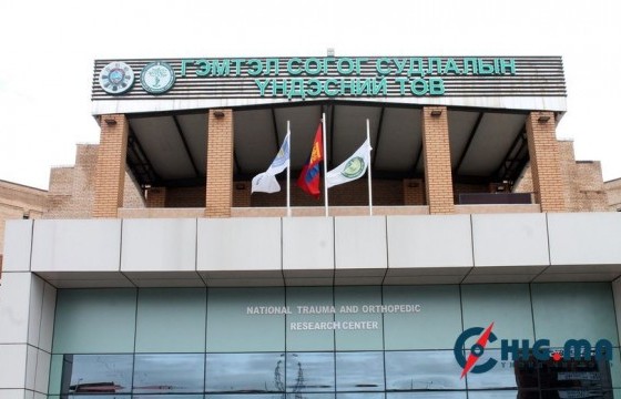 ГССҮТ: Осолд өртсөн хоёр хүүхэд “Хүүхдийн мэс засал“, “Толгойн мэс засал“-ын тасагт хэвтэн эмчлүүлж байна