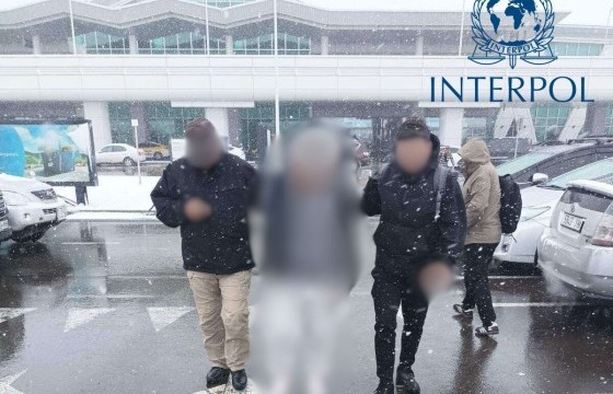 Бусадтай бүлэглэн олон удаа мал хулгайлсан гэх хэрэгт шалгагдаж байхдаа гадаад руу оргосон иргэнийг Туркээс албадан авчирлаа
