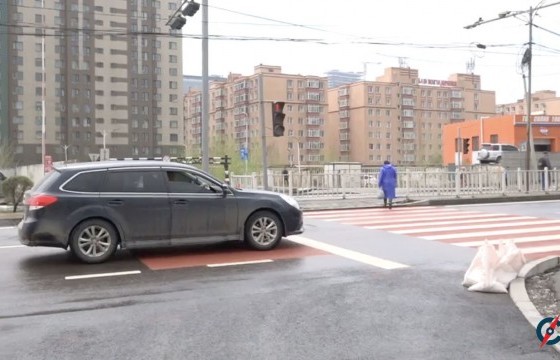 Б.Ганбат: Нарны замын өнгөт тэмдэглэгээ борооны усанд урсаж, арилахгүй