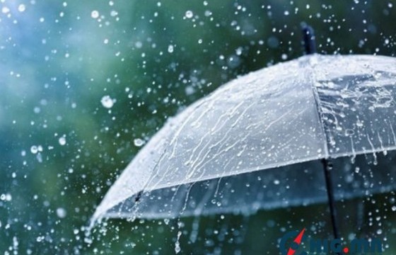 Өчигдөр 23.00 цагт эхэлж орсон бороо өнөөдөр, маргааш үргэлжлэх тул үерийн аюулаас болгоомжлохыг анхааруулж байна” гэж ОБЕГ-аас мэдээллээ
