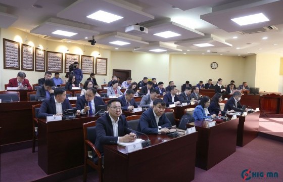 Өнөөдрийн байдлаар 4,130 метр хашаа буулгаад байна