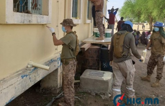 Энхийг сахиулах ажиллагаанд үүрэг гүйцэтгэж буй Mонгол цэргүүд Суданы багачуудын сургууль, эмнэлгийг засварлаж өгчээ