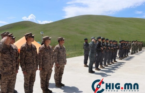 Монголын Тусгай хүчний цэрэг, Өмнөд Солонгосын Тусгай хүчний цэрэгтэй хамтарсан бэлтгэл хийж байна
