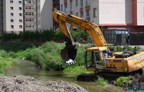 Сэлбэ голын голдирлыг тэлж, түшиц хана барих ажлыг эхлүүллээ