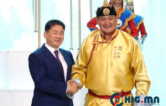 Дархан аварга, МУГТ Г.Өсөхбаярт Хөдөлмөрийн баатар цол хүртээлээ