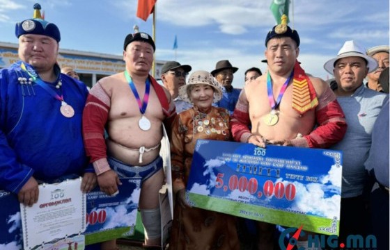 Хөвсгөл аймгийн Тосонцэнгэл сумын 100 жилийн ойд Улсын арслан Ц.Содномдорж түрүүлжээ