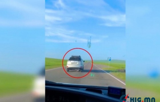 Согтуугаар тээврийн хэрэгсэл жолоодсон байж болзошгүй 52 настай иргэнийг саатуулан, шалгаж байна