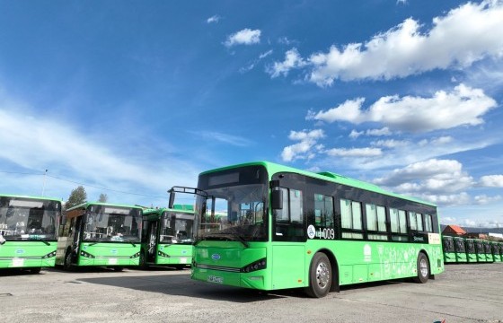 Ногоон автобусны гэх тодотголтой А.Ганхуяг нарт холбогдох хэргийн шүүх хурал ирэх сарын 12-нд болж хойшиллоо