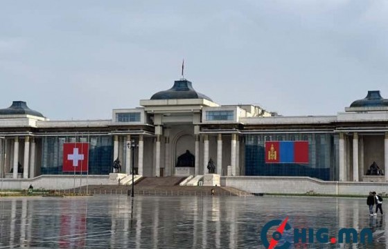 Швейцарын Ерөнхийлөгч Виола Амхердыг угтан авах ёслолын бэлтгэл ажил төв талбайд эхэлжээ
