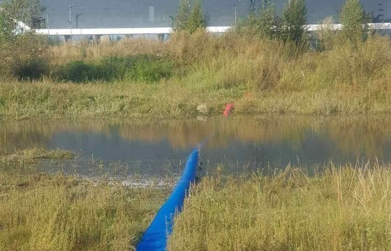 “Монкон групп” ХХК барилгын талбайн хөрсний усаа Үндэсний цэцэрлэгт хүрээлэн рүү шланкаар шахаж байжээ