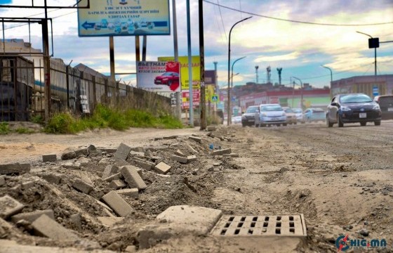 Эрдэнэтолгой орчимд ус зайлуулах 188 метр шугам хоолой угсарч дуусжээ 