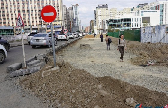 “Дүнжингарав” худалдааны төвийн урд уулзварын авто замыг гурван эгнээтэй болгон шинэчилнэ