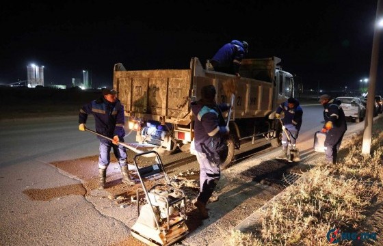 Өнөөдрийн байдлаар авто замын борооны ус зайлуулах 400 гаруй худгийг засварлаад байна