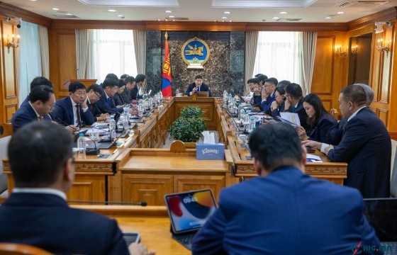 Засгийн газрын өнөөдрийн хуралдаанаар Засаг дарга нарыг батламжилна