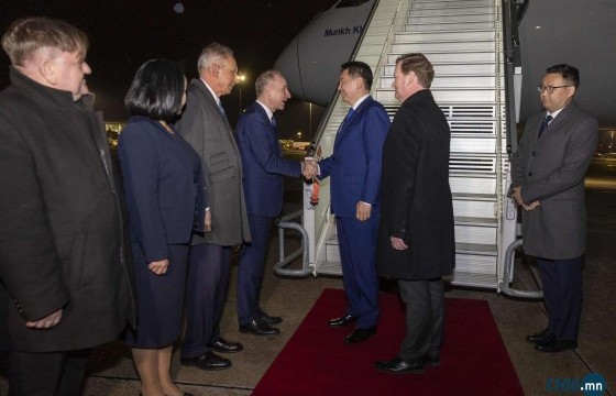 Ерөнхийлөгч У.Хүрэлсүх Бүгд Найрамдах Польш Улсад төрийн айлчлал хийхээр хүрэлцэн ирлээ