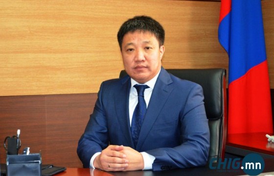 Хяналтын менежер Э.ТАМИР: Би 6 сая төгрөгийн цалин авдаг. Надад жолооч гаргаж өгсөн. Гэхдээ би алхдаг