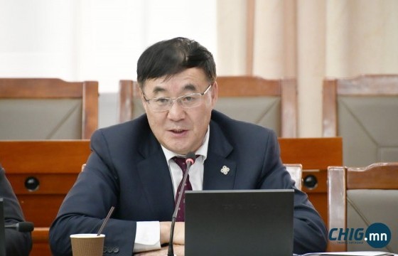 “Сургуулийн менежментийн төсөл 1.2 тэрбумынх биш 10 сая төгрөгийн төсөл“
