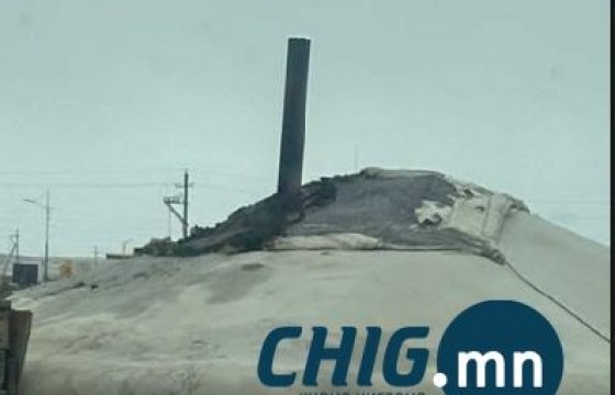 Өрхийн эмнэлгийн жолооч шатаж буй гэрээс зургаан иргэнийг гаргаж, аварчээ 