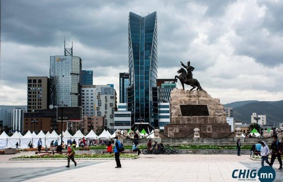 Улаанбаатарт 13 хэм дулаан