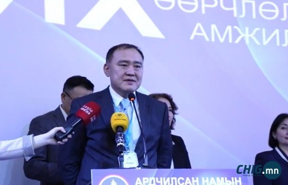 Лу.Гантөмөр: АН Хамтарсан Засгийн газраас  гарахгүй гэдэг зүйл огт яриагүй