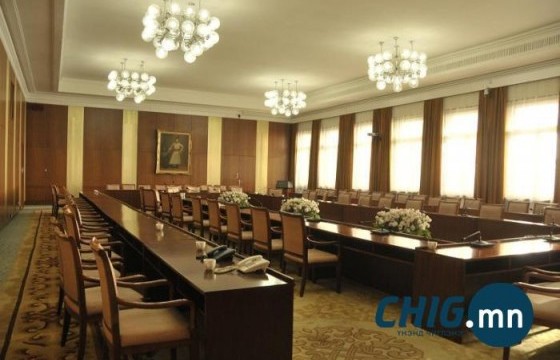 АН-аас сонгосон байнгын хорооны гурван даргыг чөлөөлнө 