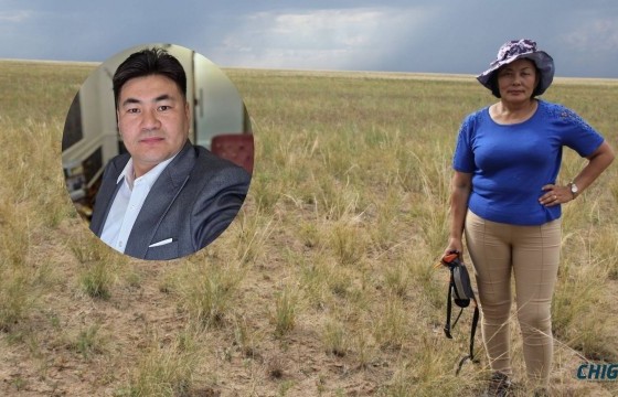 Жүжигчин Л.Сөрөлтийн ээж Ж.Оюунмаа дэлхийн ургамлын аймагт ортууз ургамлыг бүртгүүллээ 