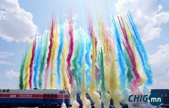 “Тавантолгой” өртөөнөөс нүүрс тээвэрлэх эхний галт тэрэг хөдөллөө 