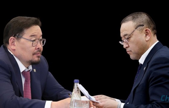 Г.Занданшатар “…Татвар төлөгчдийн мөнгө л гэж бий” гэдэг үгээ Б.Чойжилсүрэнд зориулсан уу?