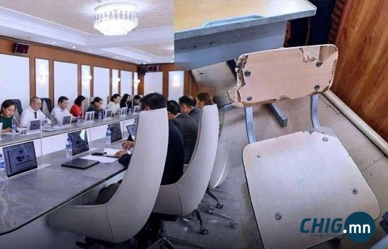 “Хүүхдүүд хугархай сандал дээр сууж байхад, яамныхан массажны сандал дээр тухалж болох уу”