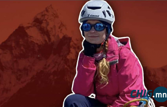 Оросын уулчинг Киргизийн хамгийн өндөр уулын мөсөн оргилоос аврахаар оролдож байна