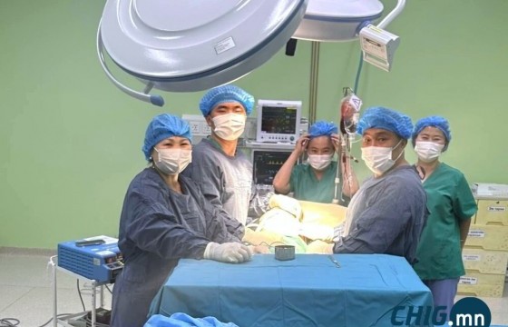 Гэмтлийн эмч нар алсын дуудлагаар осолд орсон иргэний амийг аварлаа 