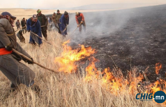 Халхгол суманд гарсан хээрийн түймрийг бүрэн унтраажээ