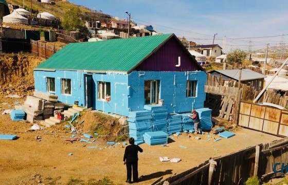 Чингэлтэйчүүд өнтэй өвөлжинө