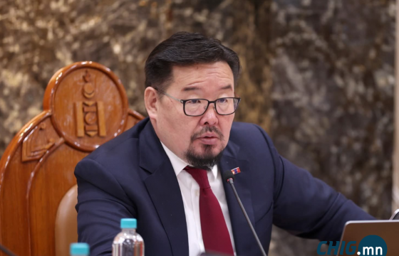 Г.Занданшатар: Нүүр нүүрээ харж, үнэн худлыг дэнсэлцгээе 